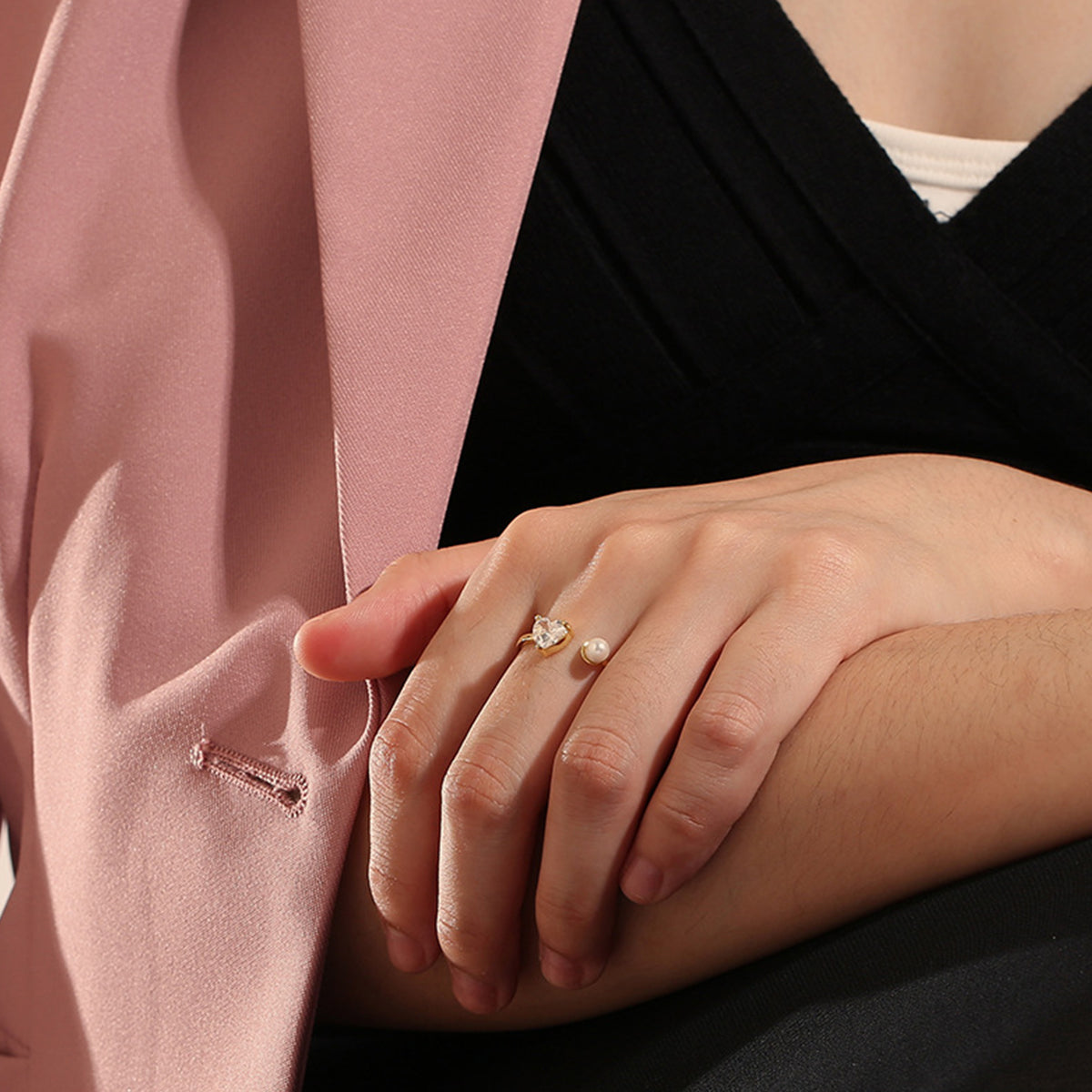 Heart shaped cut zircon pearl inlaid open ring